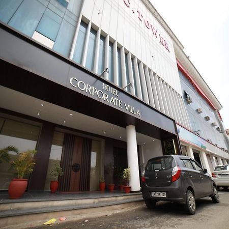 Oyo 15561 Corporate Villa Jammu Luaran gambar