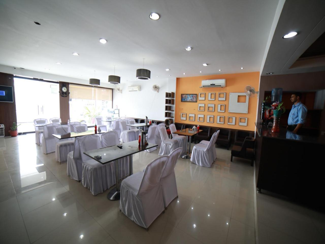 Oyo 15561 Corporate Villa Jammu Luaran gambar