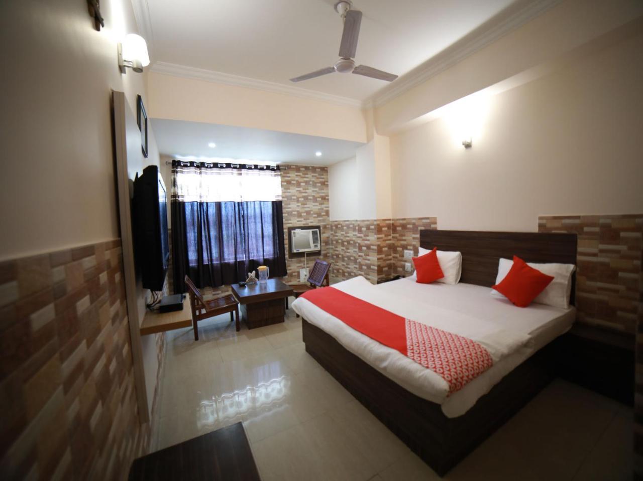 Oyo 15561 Corporate Villa Jammu Luaran gambar