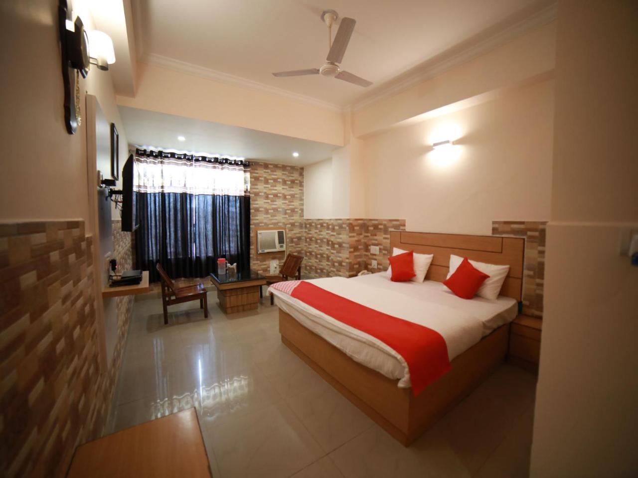 Oyo 15561 Corporate Villa Jammu Luaran gambar