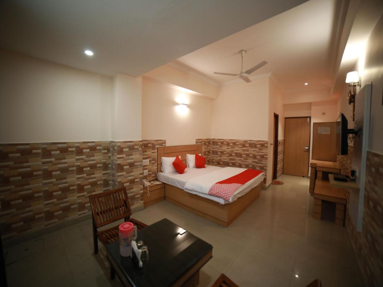 Oyo 15561 Corporate Villa Jammu Luaran gambar