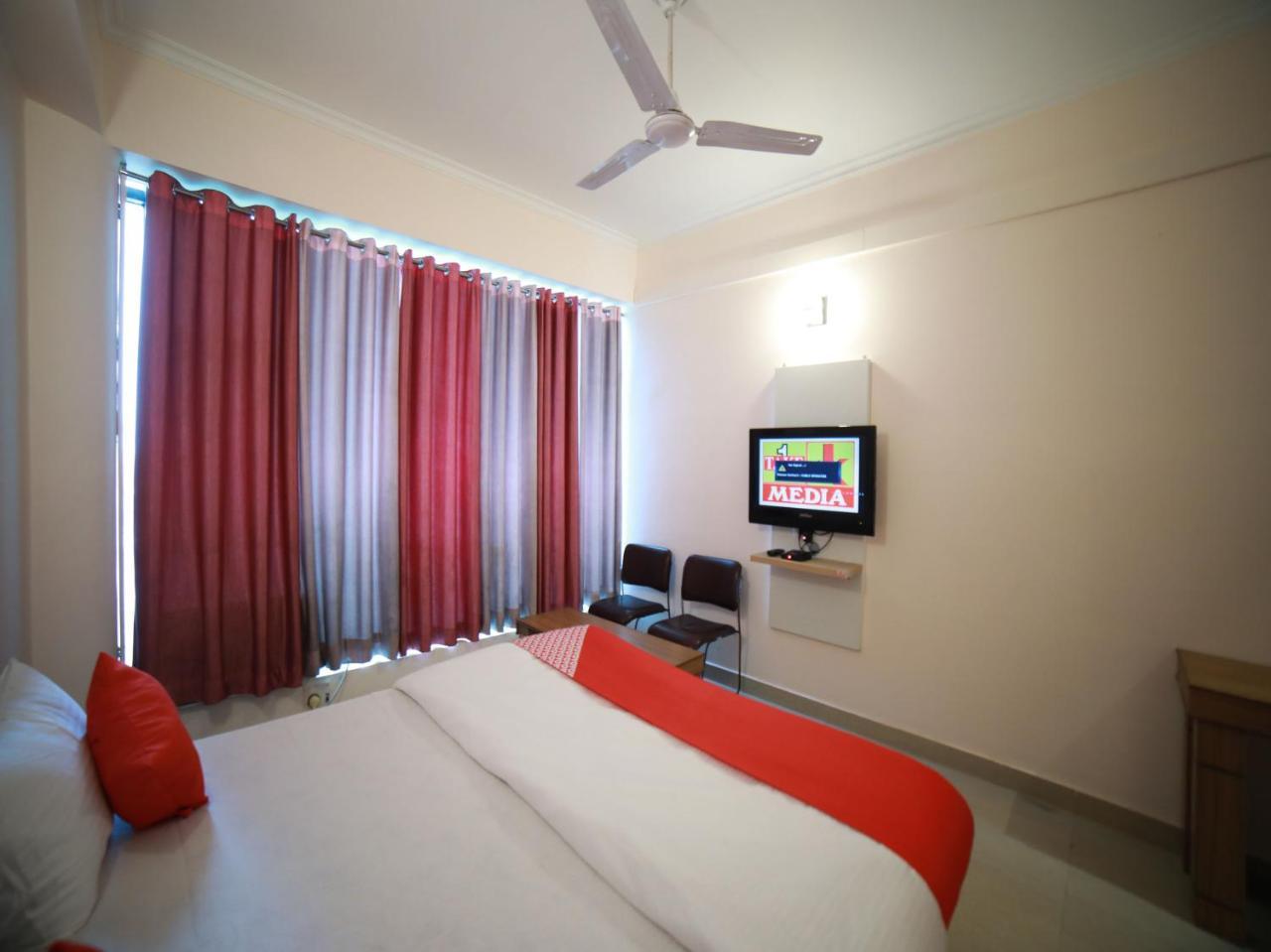 Oyo 15561 Corporate Villa Jammu Luaran gambar